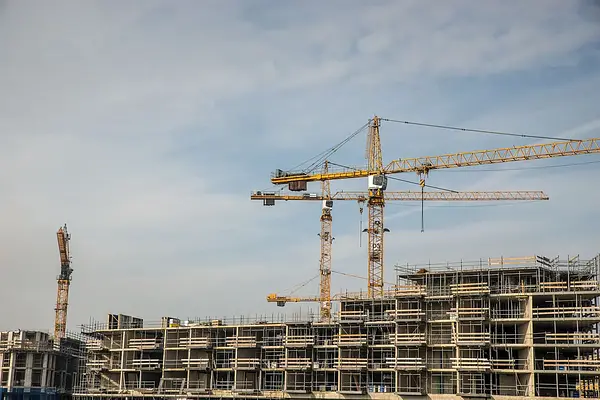 PRESENTACIÓN DE PROYECTOS DE CONSTRUCCIÓN