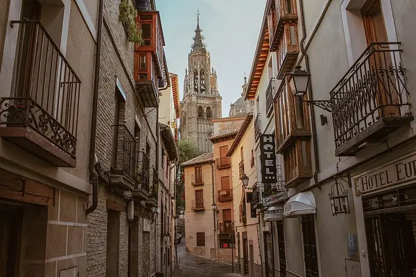 COMUNICACIÓN Y ATENCIÓN AL CLIENTE EN HOSTELERÍA Y TURISMO