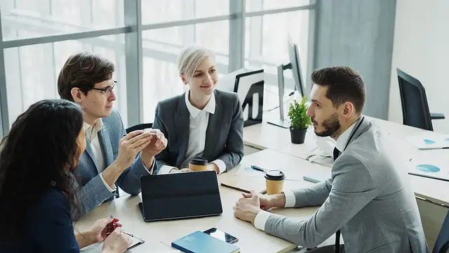 LA ORGANIZACIÓN DE LOS RECURSOS HUMANOS