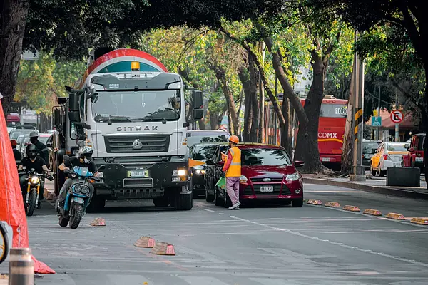 MÉTODOS DE ACTUACIÓN EN CASO DE EMERGENCIA EN EL TRASPORTE POR CARRETERA DE VEHÍCULOS PESADOS