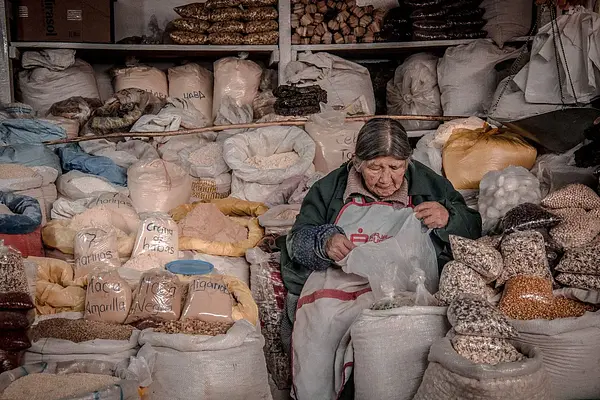 Extremar la Fabricación y/o el Despacho de Productos Alimenticios en Base a Posibles Intolerancias o Alergias de los Comensales de un Establecimiento de Alimentación.